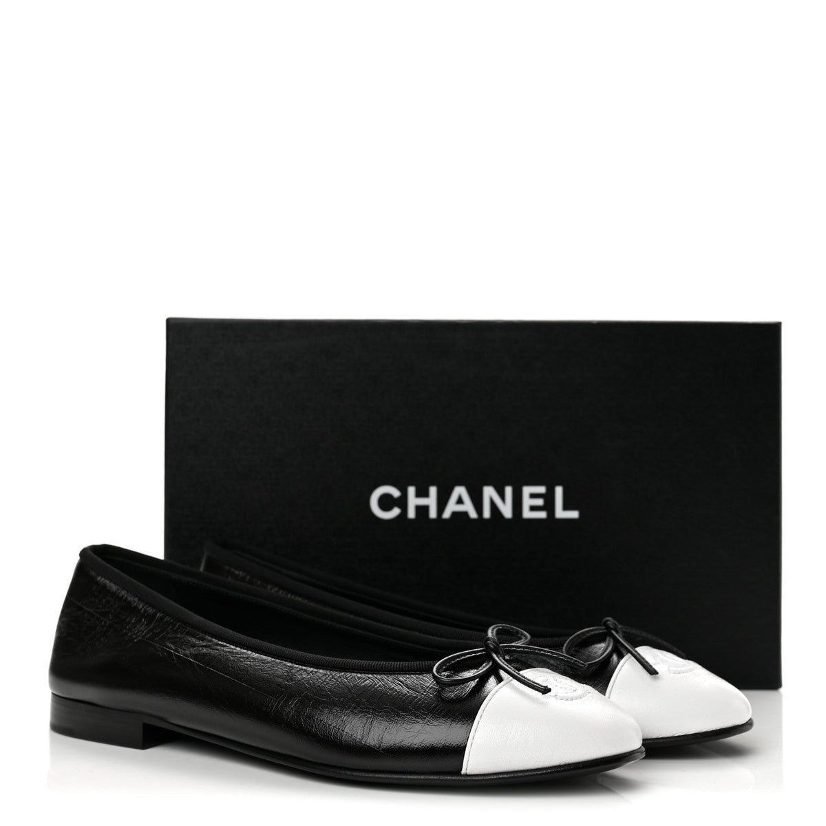 Chanel Crumpled Lambskin CC Cap Toe Women's Ballerina Flats Black White