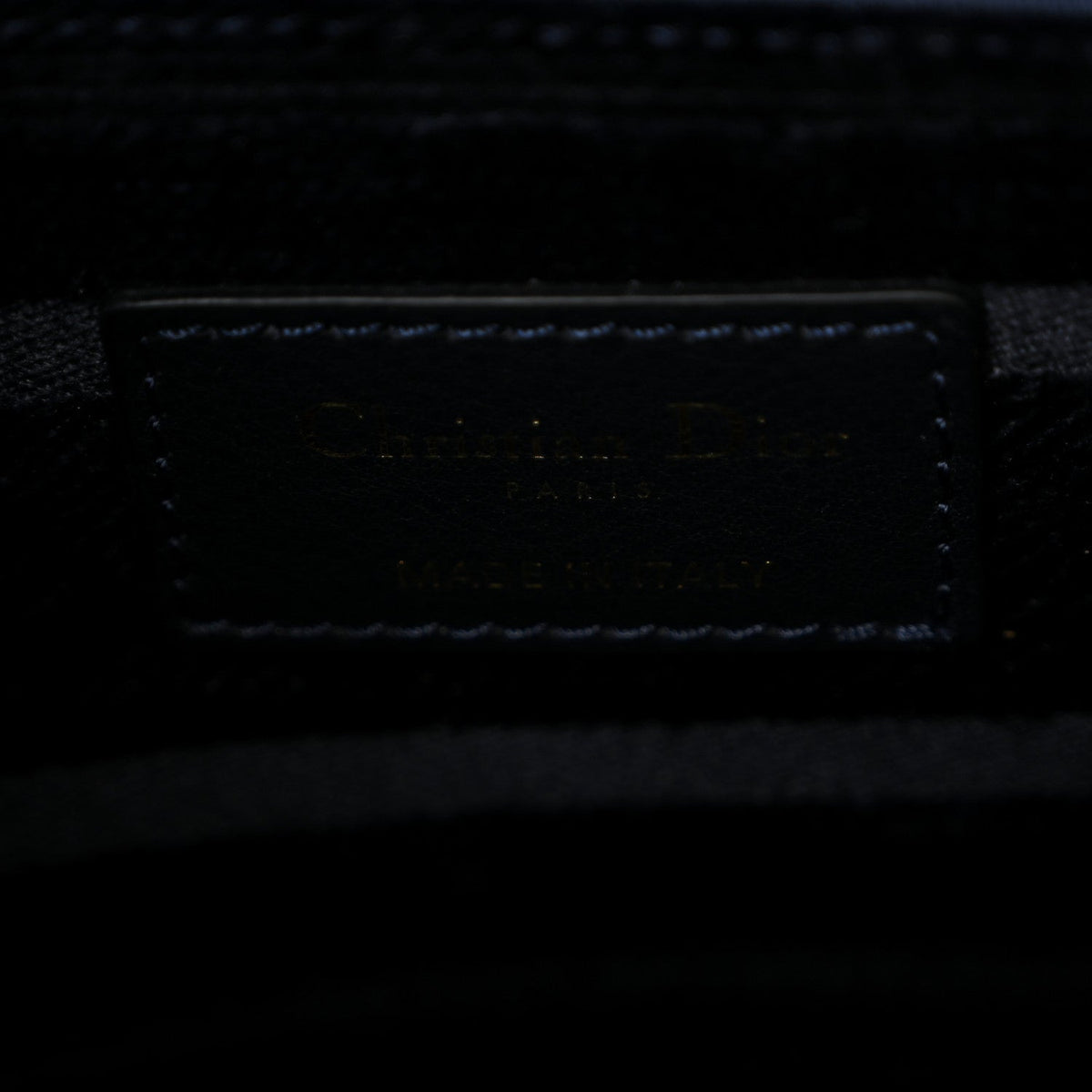 Medium Handbag