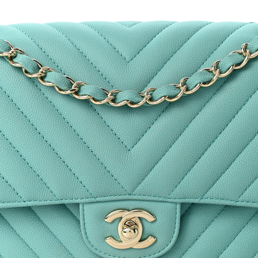 Chanel Caviar Flat Chevron Quilted Medium Double Flap Green