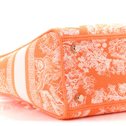 Medium Canvas Handbag