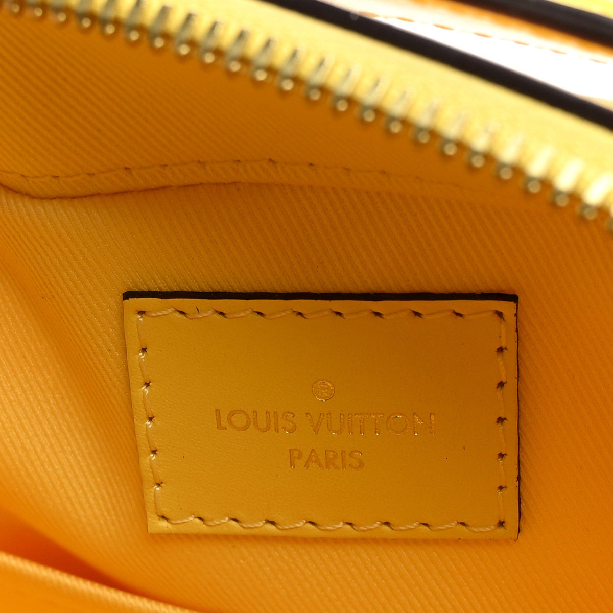 Damier Azur Saintonge Pineapple Handbag