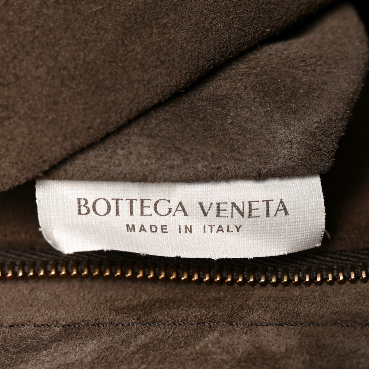 Bottega Veneta Silky Calfskin Large Ciao Ciao Fondant
