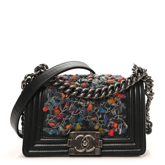 Small Calfskin Flap Shoulder Bag - Black