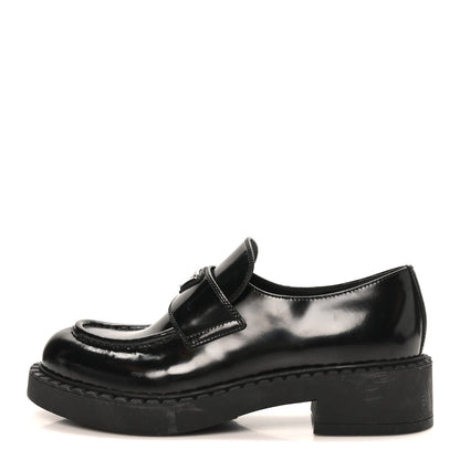 Prada Spazzolato Women's Triangle Logo 50mm Loafers 40 Black