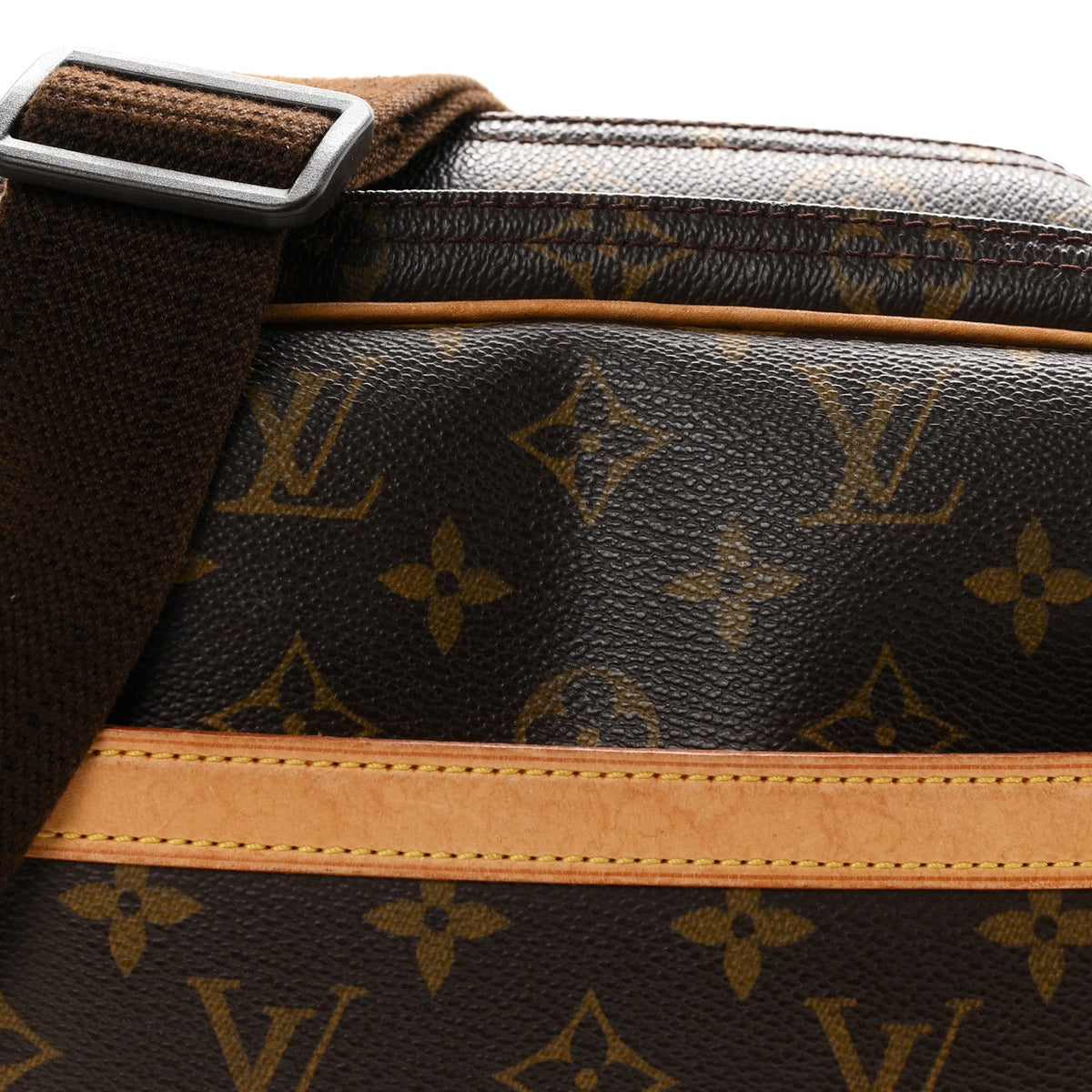 Monogram Reporter Pm Handbag