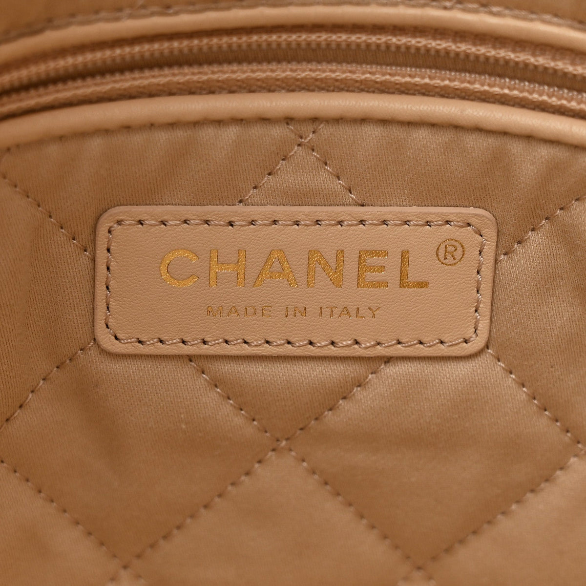 Chanel Shiny Calfskin Quilted Small 22 White