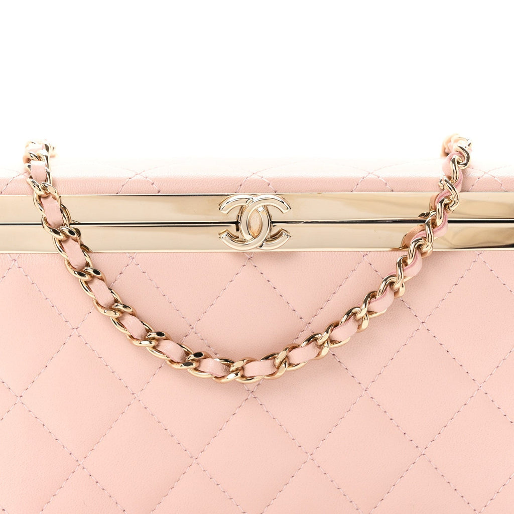 Chanel Lambskin Quilted CC Vanity With Chain Light Pink
