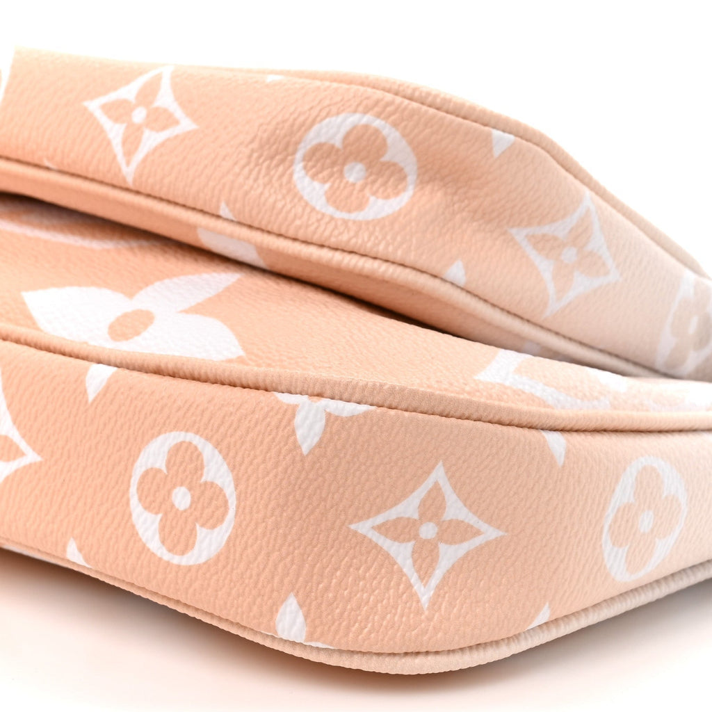 Louis Vuitton Monogram Giant Multi Pochette Accessoires Brume