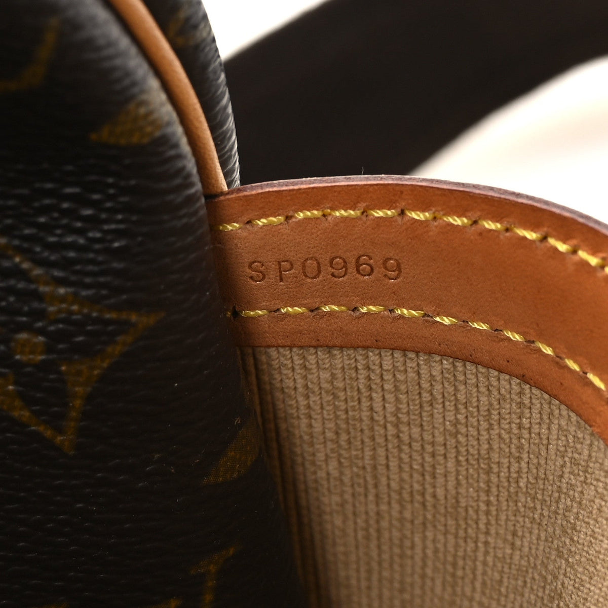 Monogram Reporter Pm Handbag