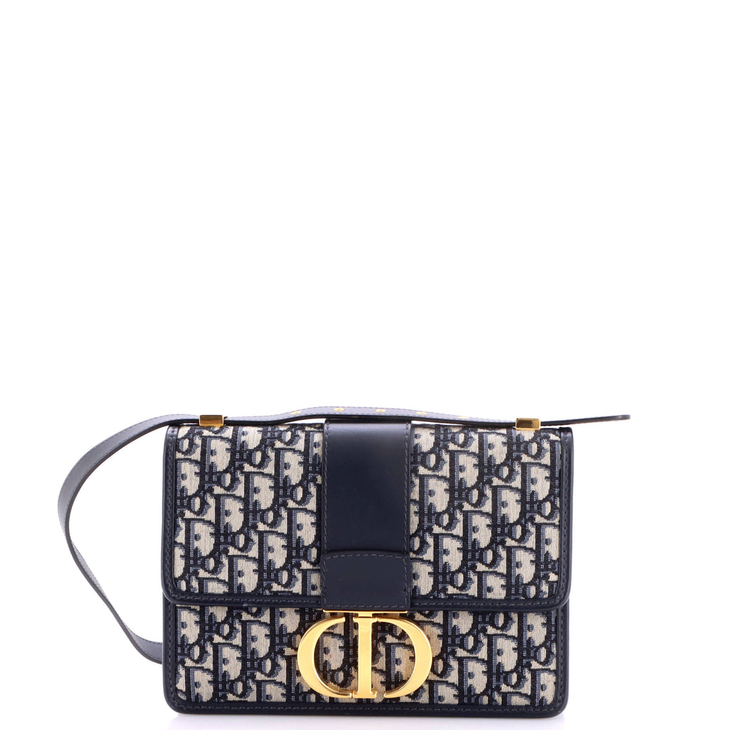 30 Montaigne Flap Bag Oblique Canvas