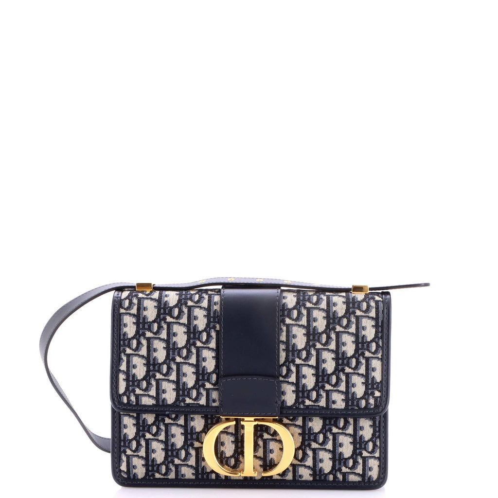 30 Montaigne Flap Bag Oblique Canvas