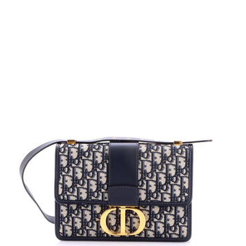 30 Montaigne Flap Bag Oblique Canvas