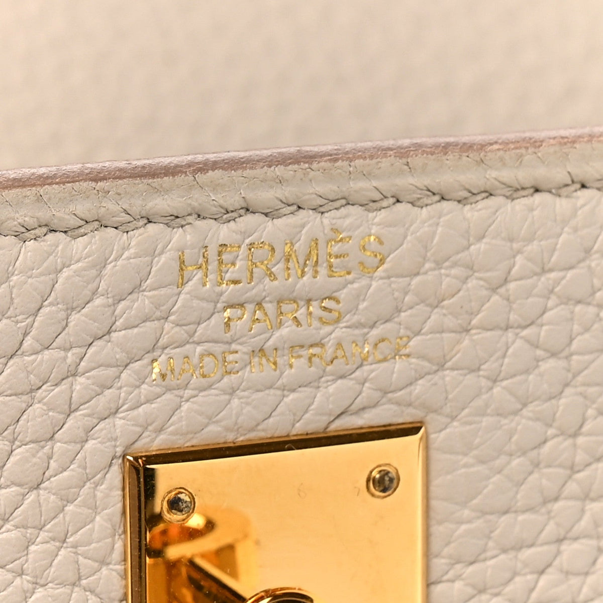 Togo Kelly Retourne 25 Beton Handbag