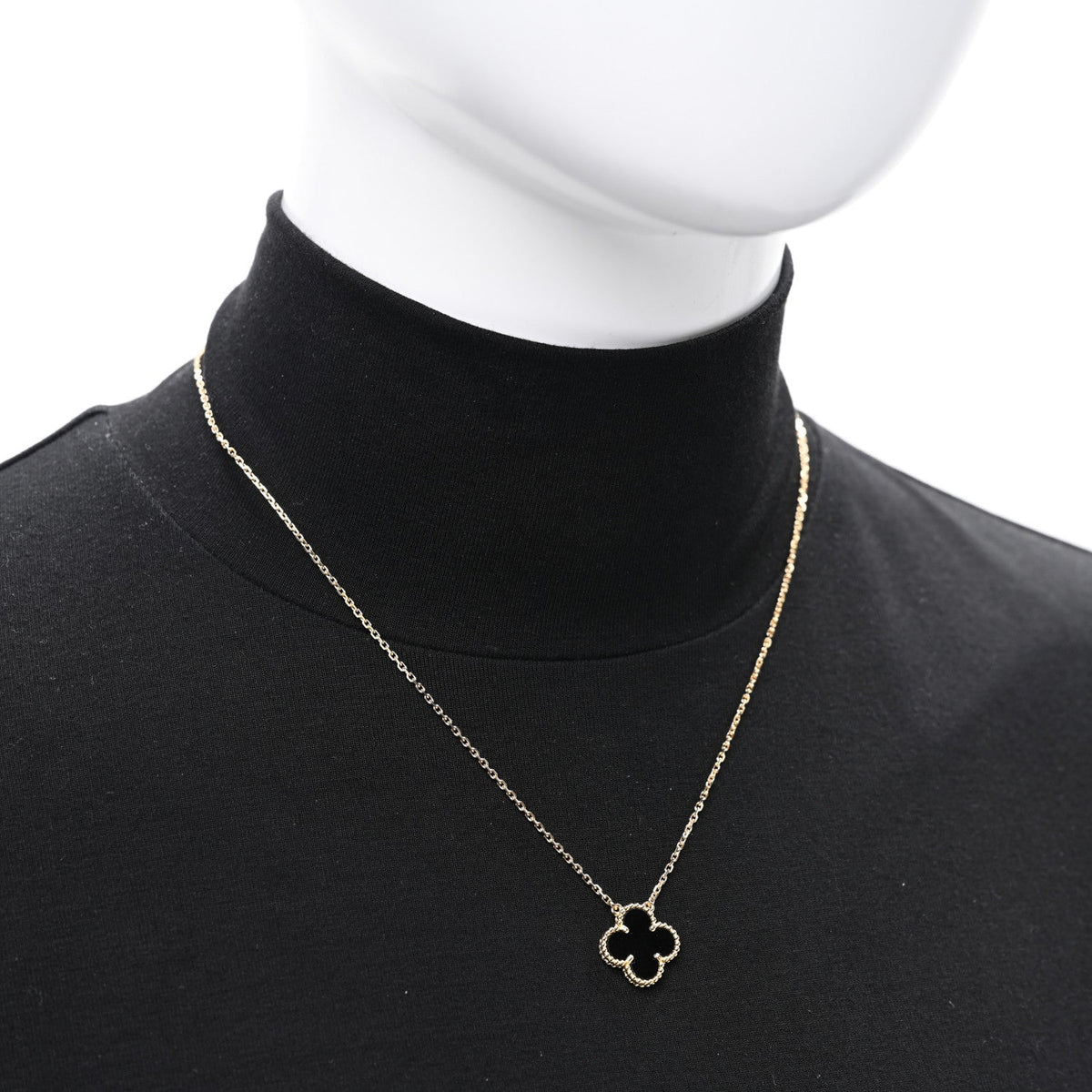 18K Yellow Gold Black Onyx Vintage Alhambra Pendant Necklace