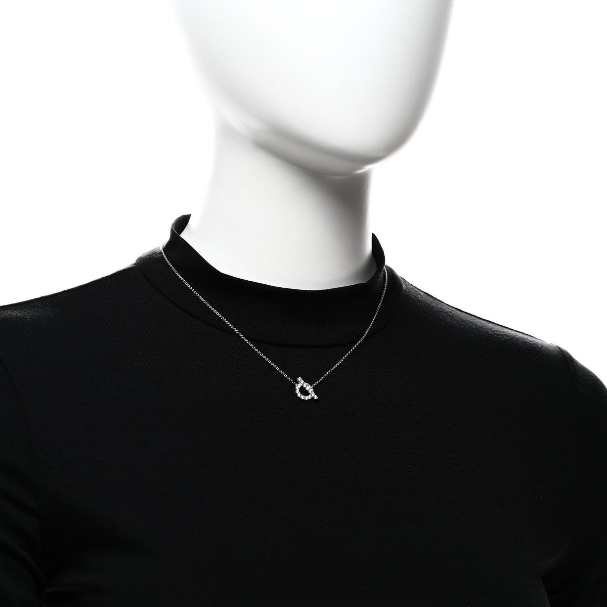 18K White Gold Diamond Finesse Pendant Necklace