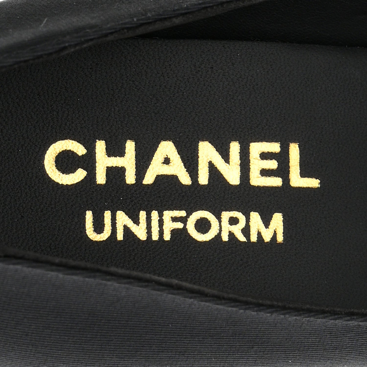 Chanel Grosgrain Women's Cap Toe CC Uniform Pumps 35 Black