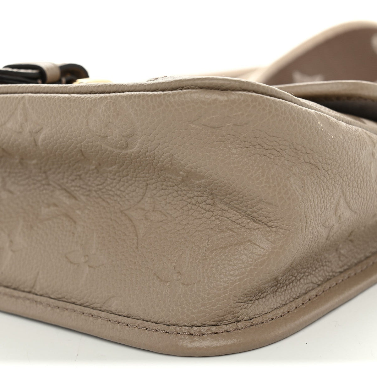 Louis Vuitton Empreinte Monogram Giant Diane Tourterelle Creme