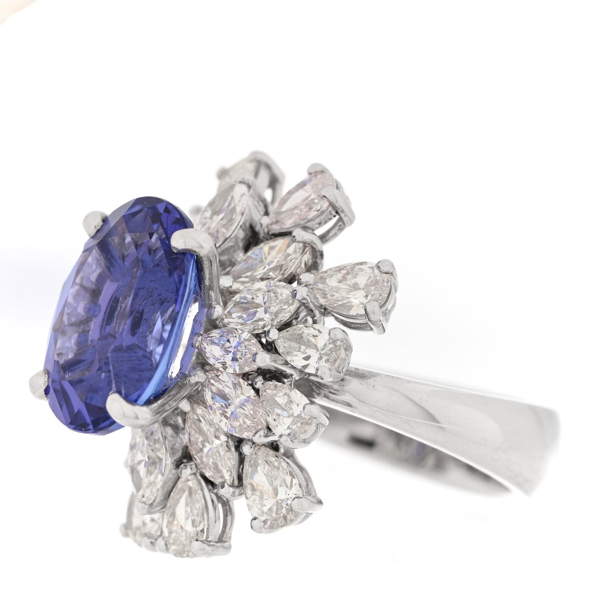 Parker & West by FASHIONPHILE18K White Gold Diamond Tanzanite Oval Cocktail Ring 53 6.5