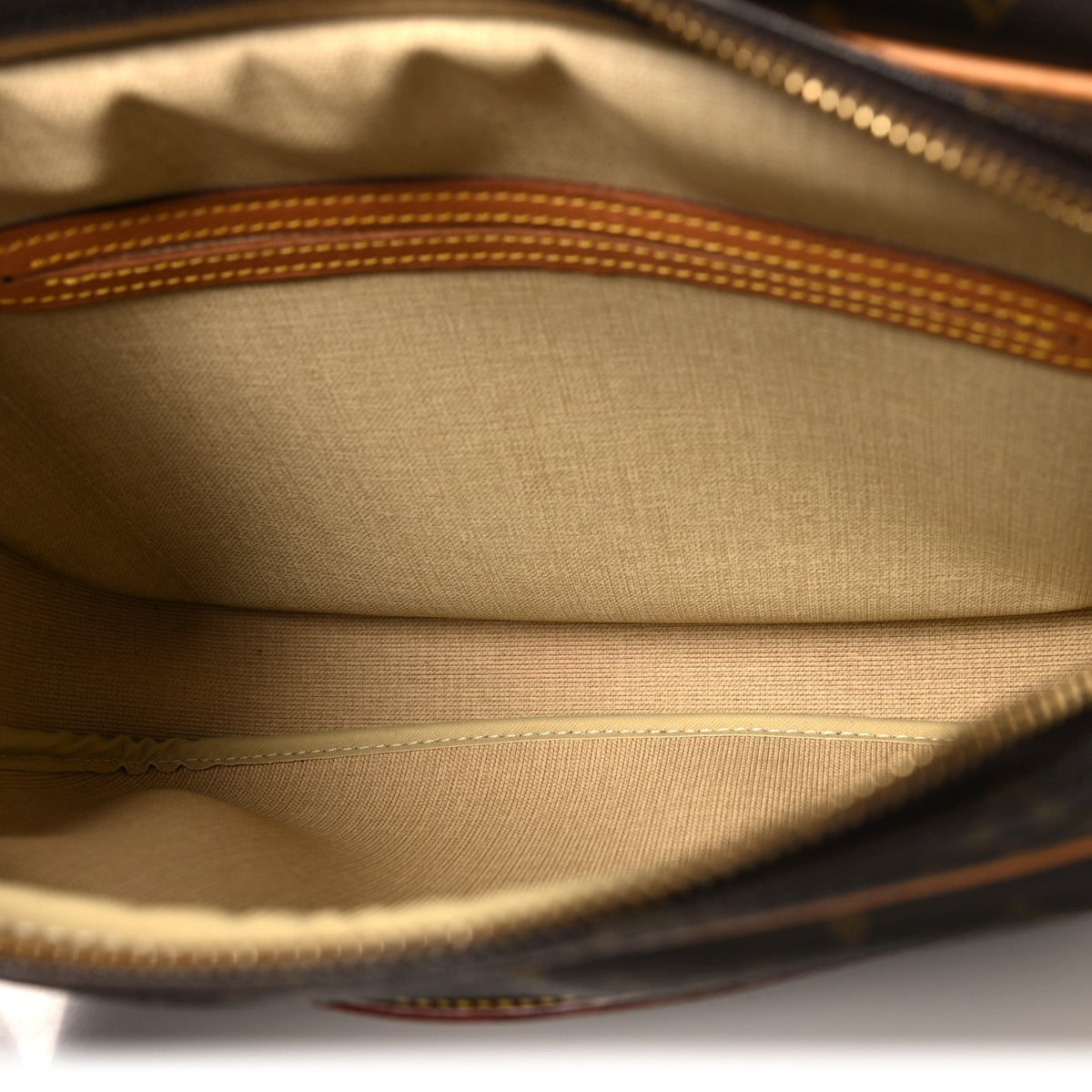 Monogram Reporter Pm Handbag