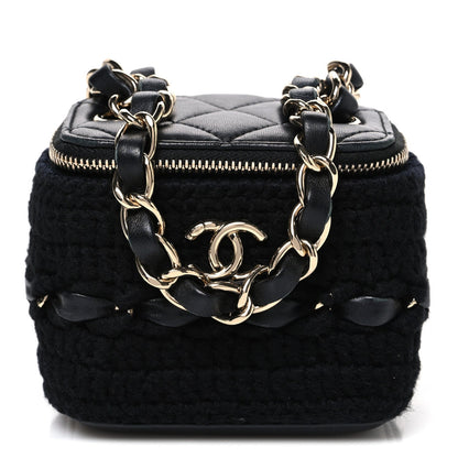 Mini Quilted Lambskin Handbag - Black