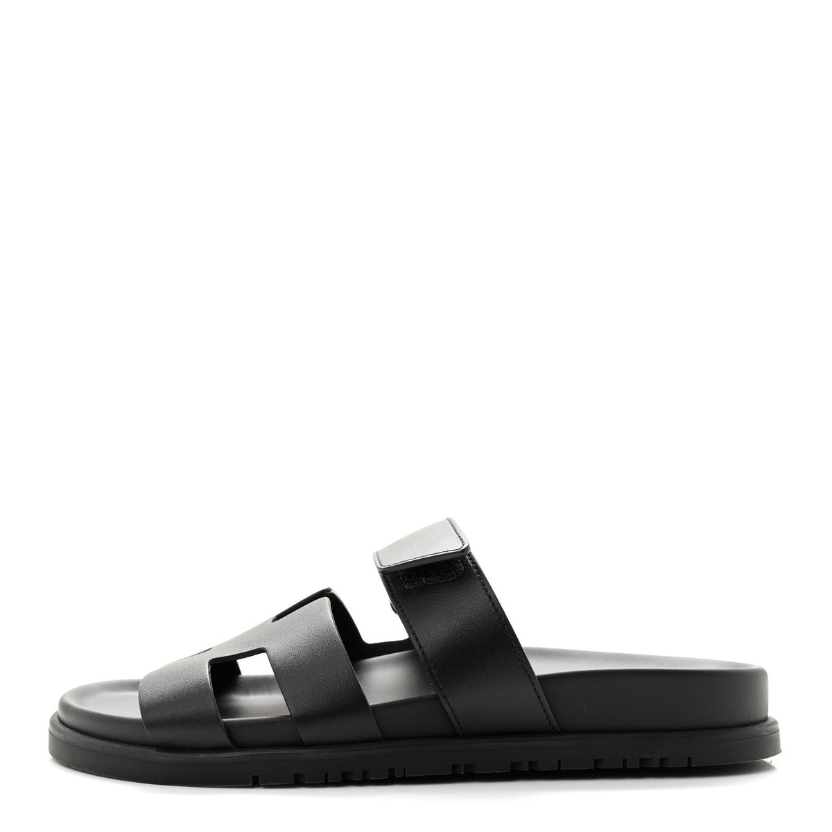 Calfskin Chypre Sandals Black