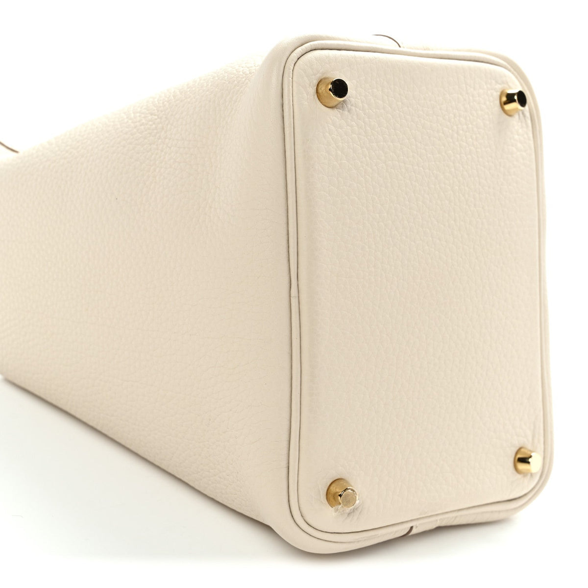 Taurillon Clemence Picotin Lock 18 Pm Cr Handbag