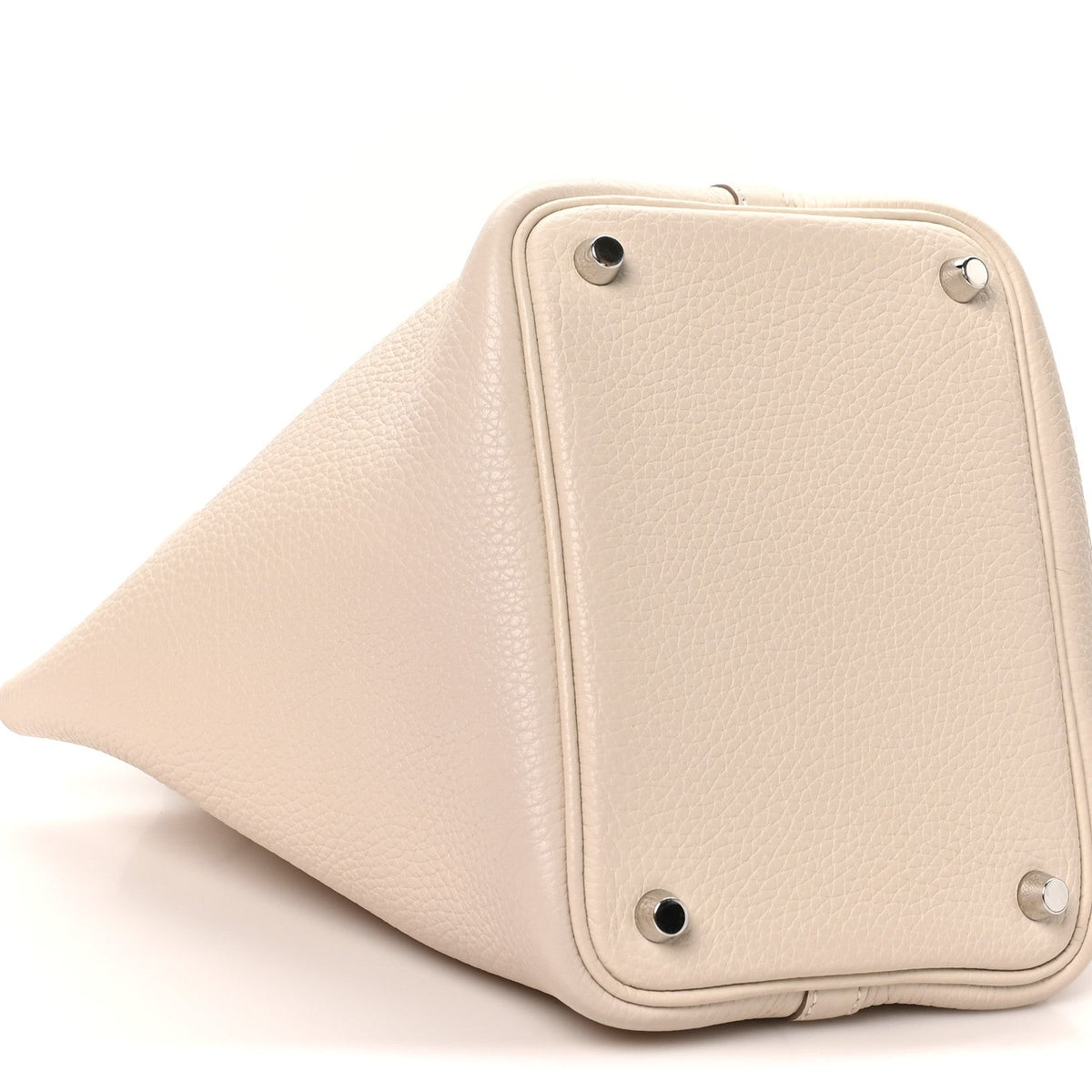 Taurillon Clemence Picotin Lock 18 Pm Cr Handbag
