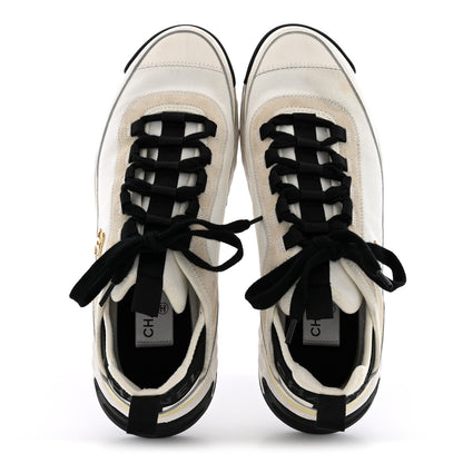 Chanel Velvet Calfskin Mixed Fibers Women's CC Sneakers 40 Ivory Black