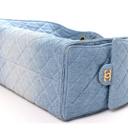 Medium Quilted Handbag