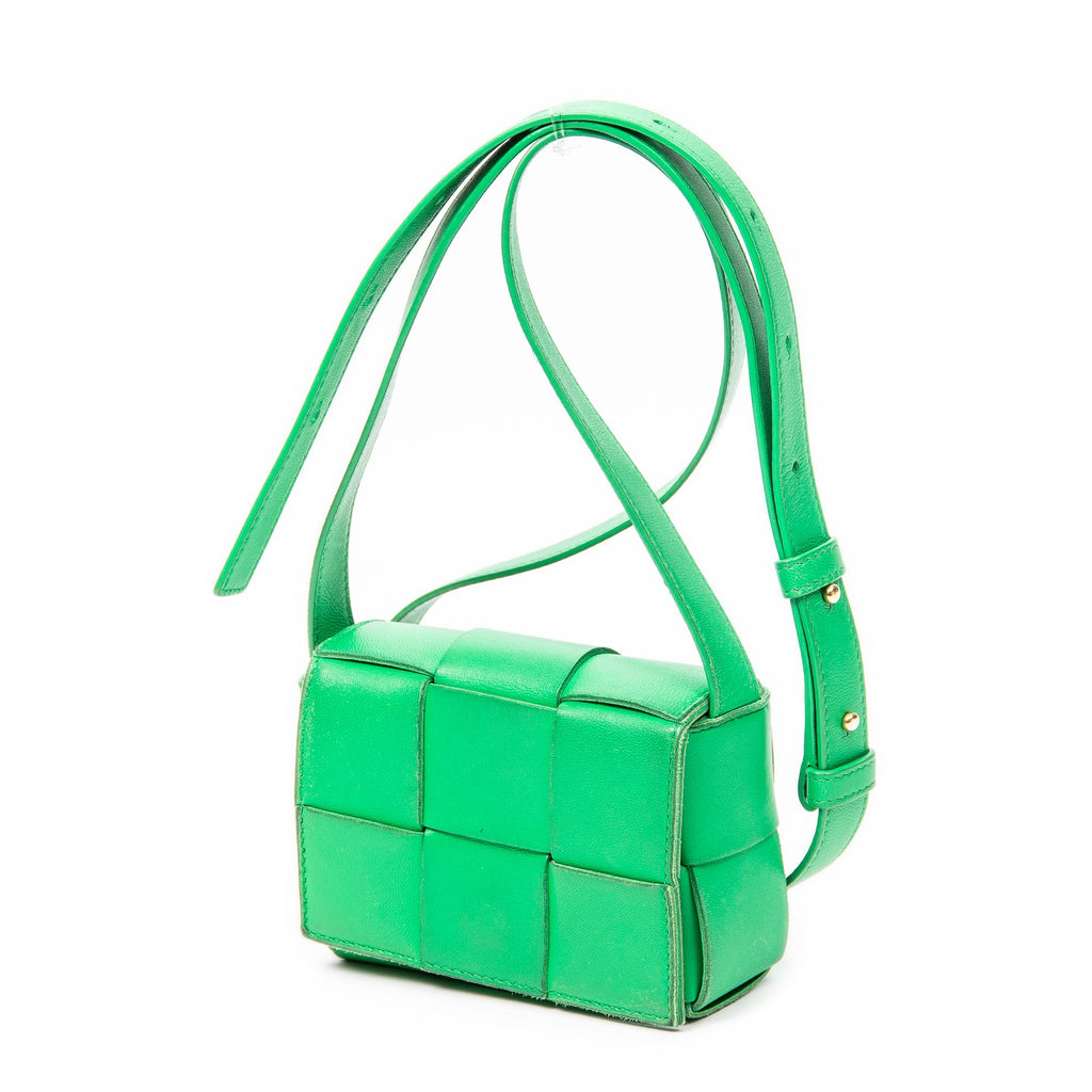 Cassette Crossbody Bag Maxi Intrecciato Leather