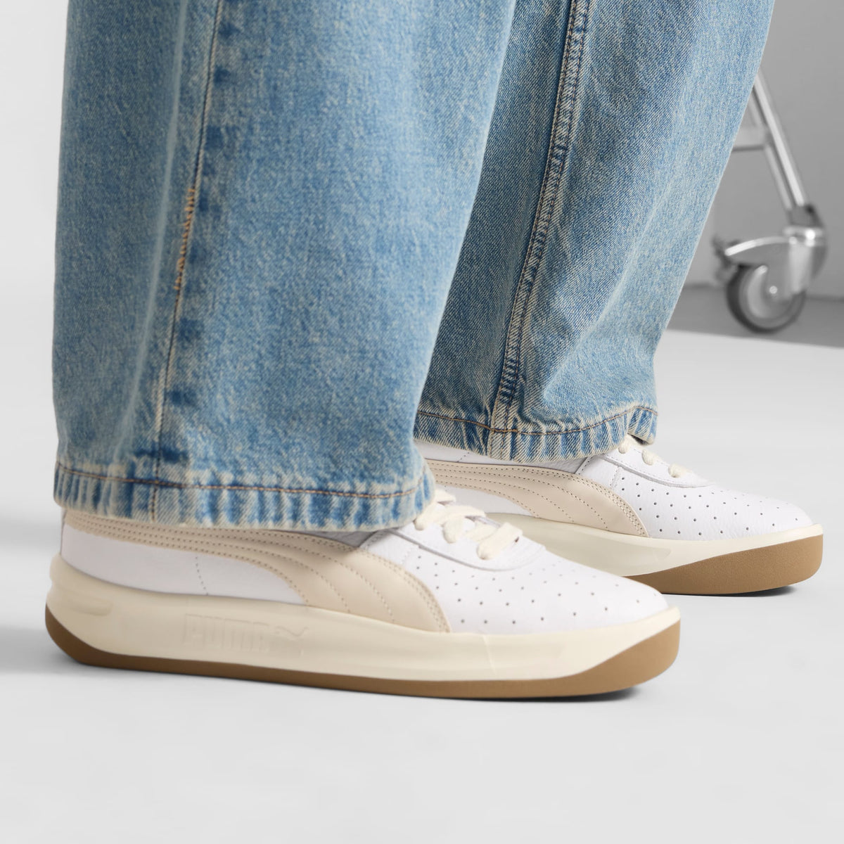 GV Special Base Retro Sneakers