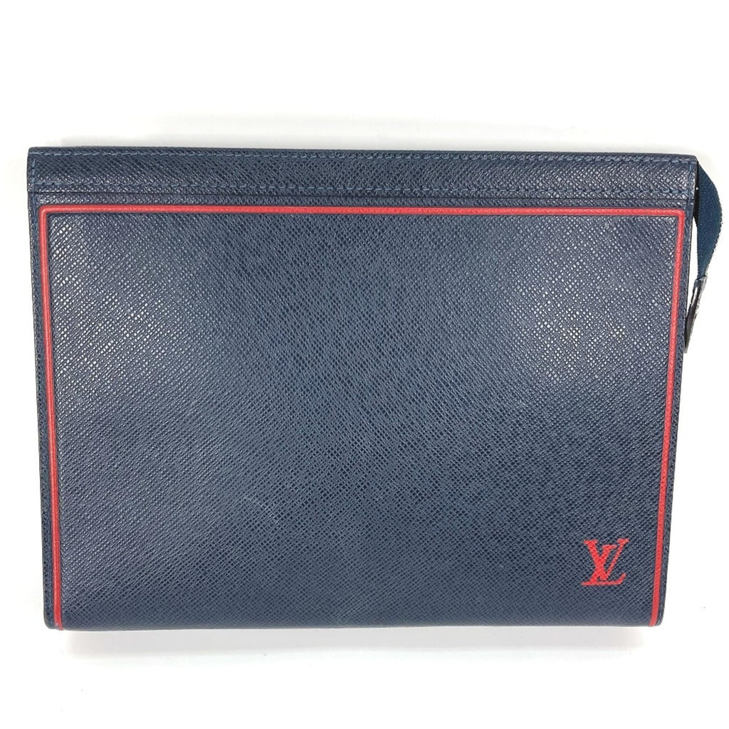 Pochette Voyage Taiga Leather MM