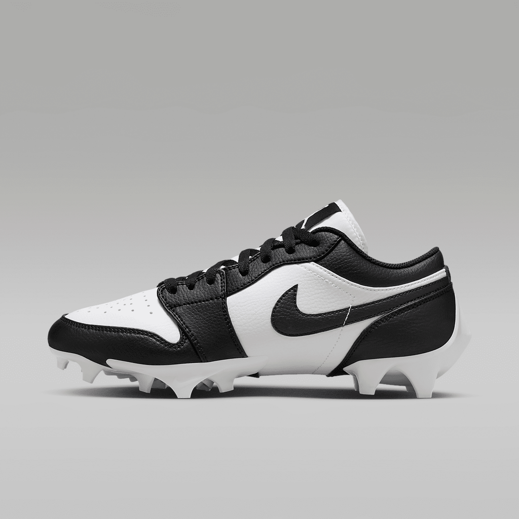 1 Low TD Men's Football Cleat
