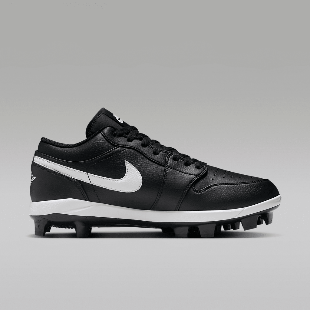 1 Retro MCS Low Baseball Cleats Sneakers