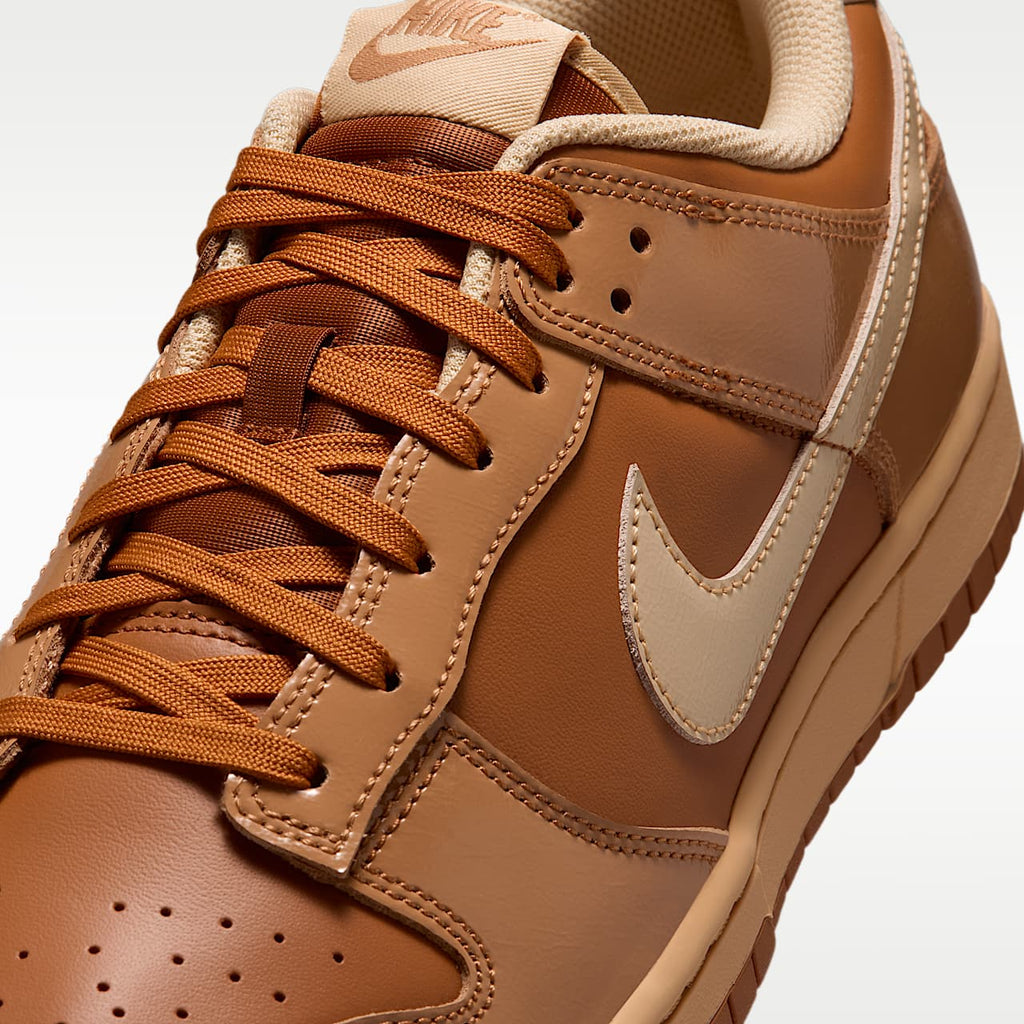 Dunk Low Retro Sneakers