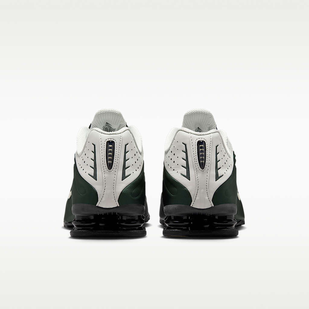 Shox R4 Shoes