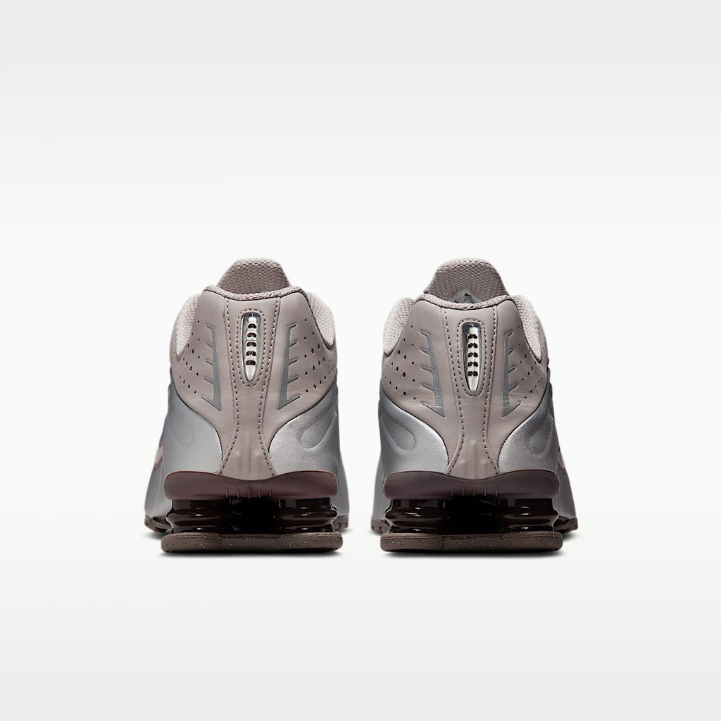 Shox R4 Shoes