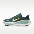 Vomero Plus Road Running Shoes