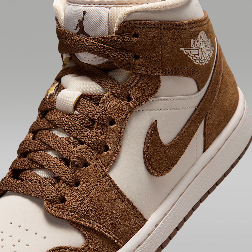 Air 1 Mid Shoes