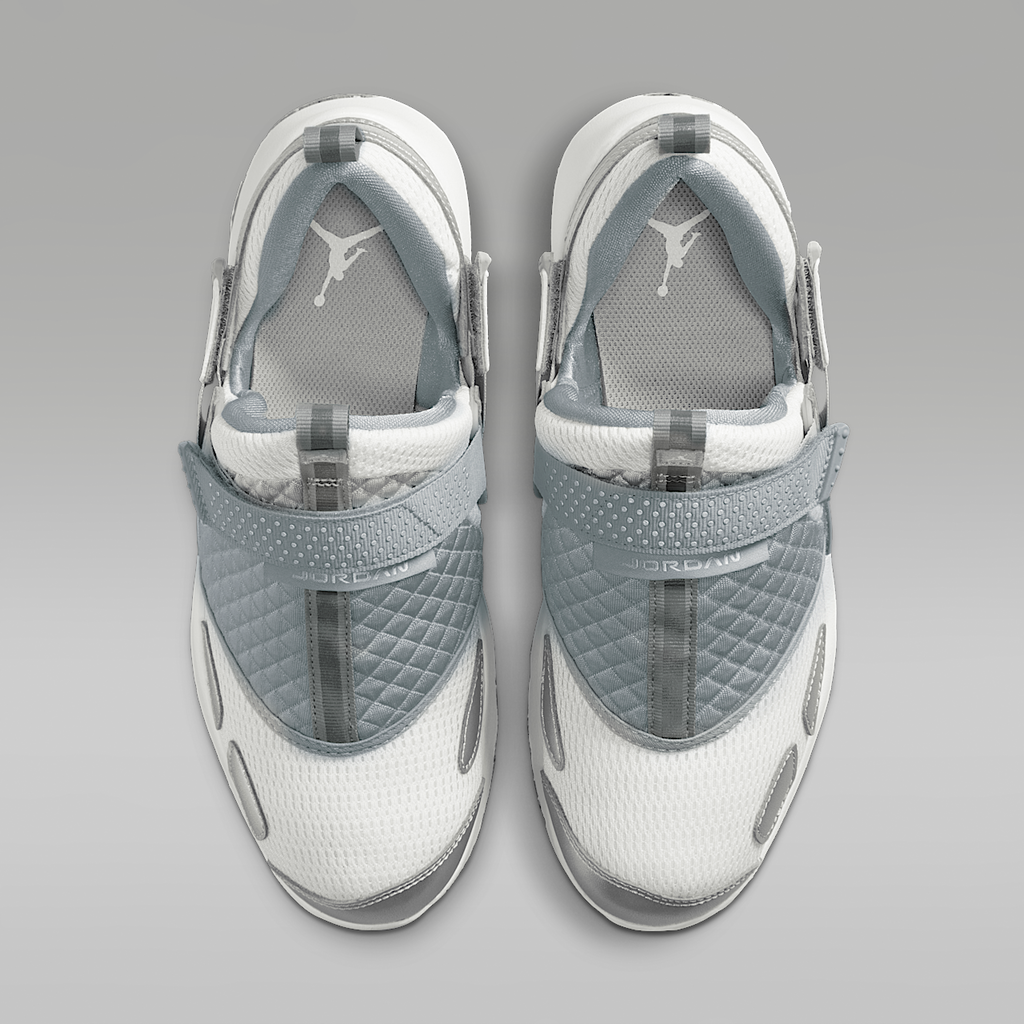 Trunner LX Shoes