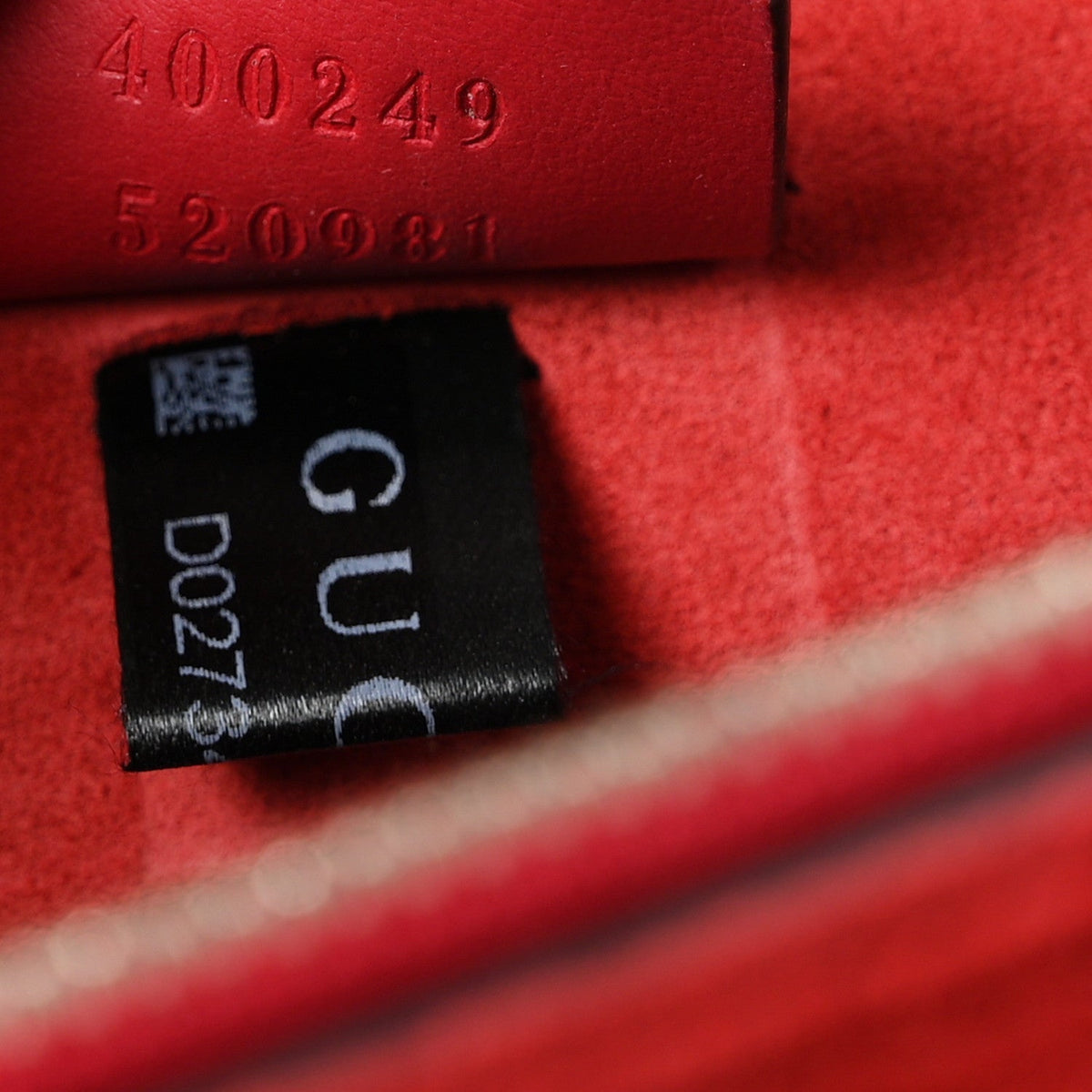 Gucci GG Supreme Small Dionysus Shoulder Bag Red