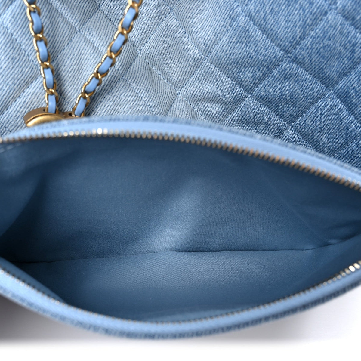 Medium Quilted Handbag