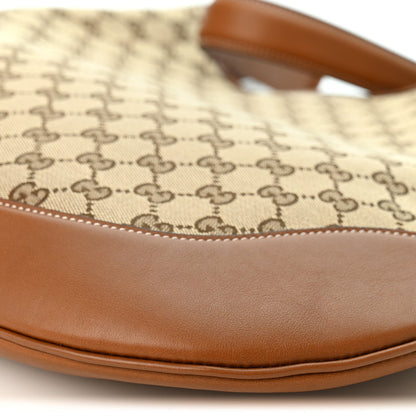 Maxi Shoulder Bag