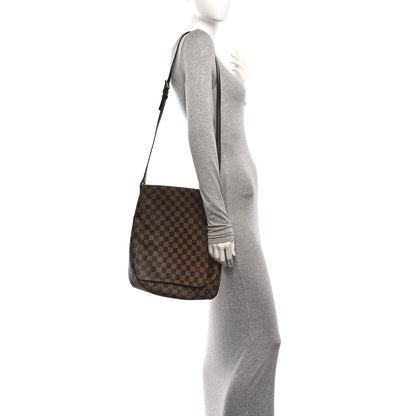 Damier Ebene Musette Gm Handbag