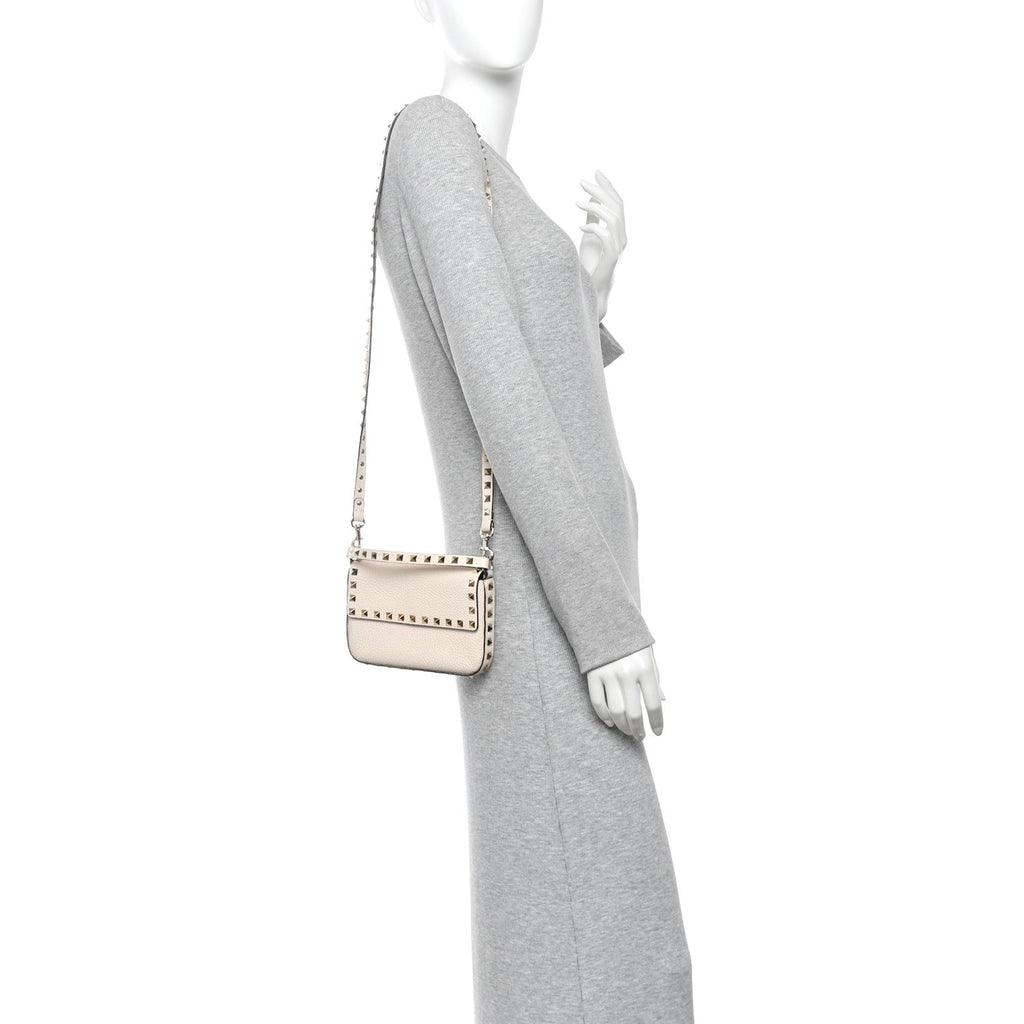 Valentino Garavani Grainy Calfskin Rockstud Crossbody Pouch Light Ivory