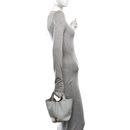 Taurillon Clemence Picotin Lock 18 Pm Bl Handbag