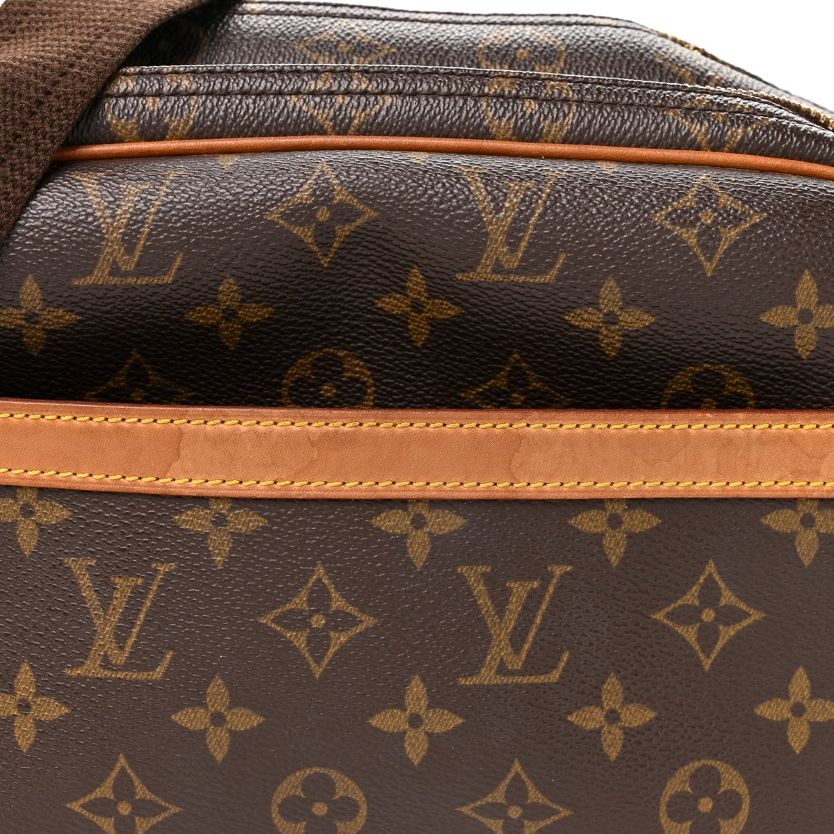 Monogram Reporter Pm Handbag