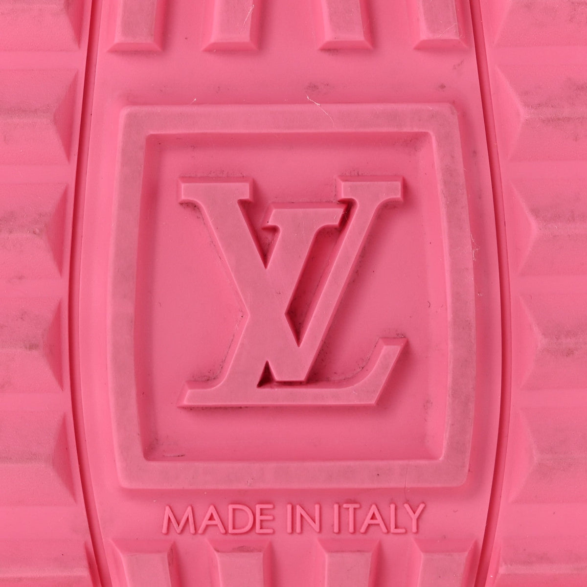 Louis Vuitton Calfskin Women's Monogram Run Away Sneakers 38 White Pink