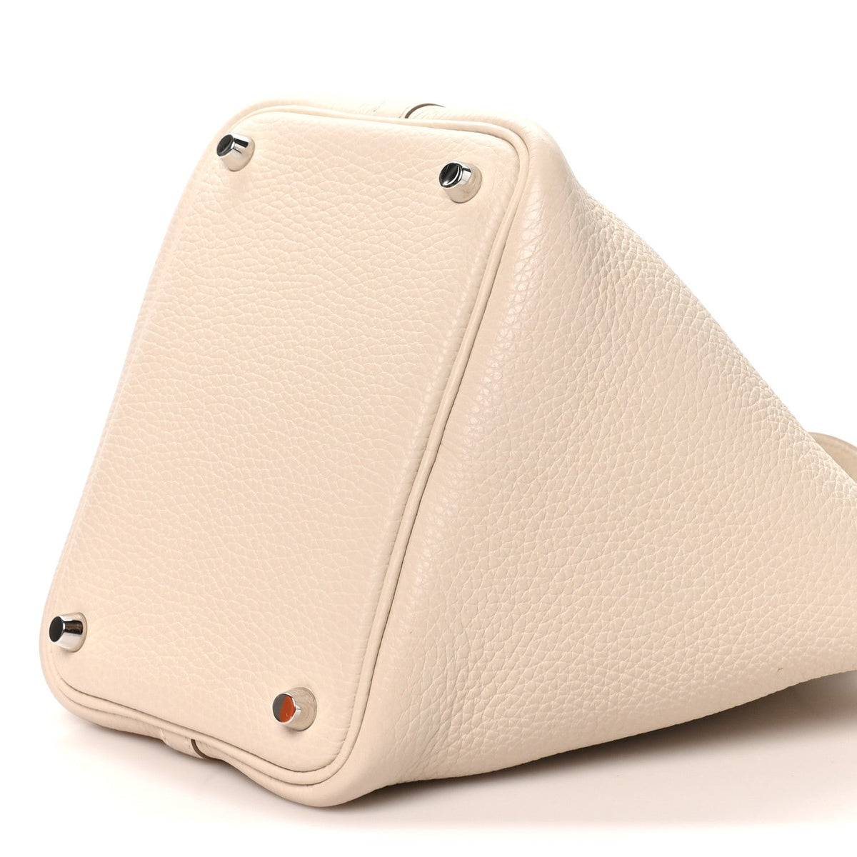 Taurillon Clemence Picotin Lock 18 Pm Cr Handbag