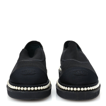 Chanel Stretch Fabric Grosgrain Women's Pearl Cap Toe CC Loafers 35.5 Black